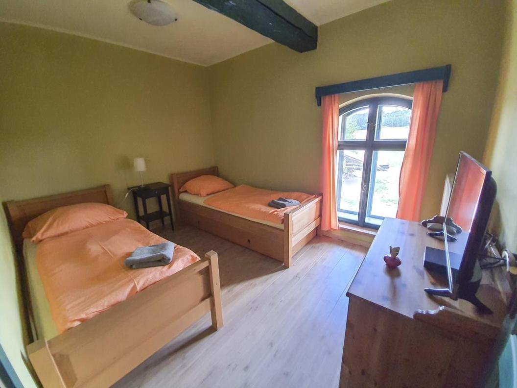 Na Kopecku Ad 1795 - Penzion S Restauraci A Wellness V Podkrkonosi Dvůr Králové nad Labem エクステリア 写真
