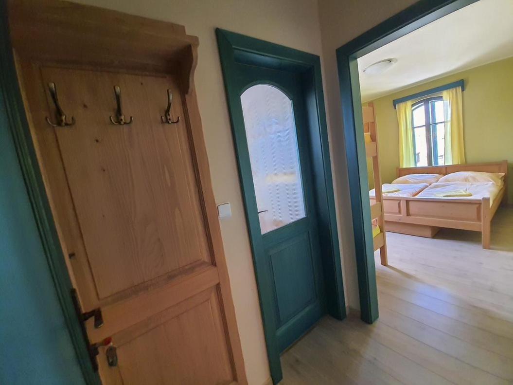 Na Kopecku Ad 1795 - Penzion S Restauraci A Wellness V Podkrkonosi Dvůr Králové nad Labem エクステリア 写真