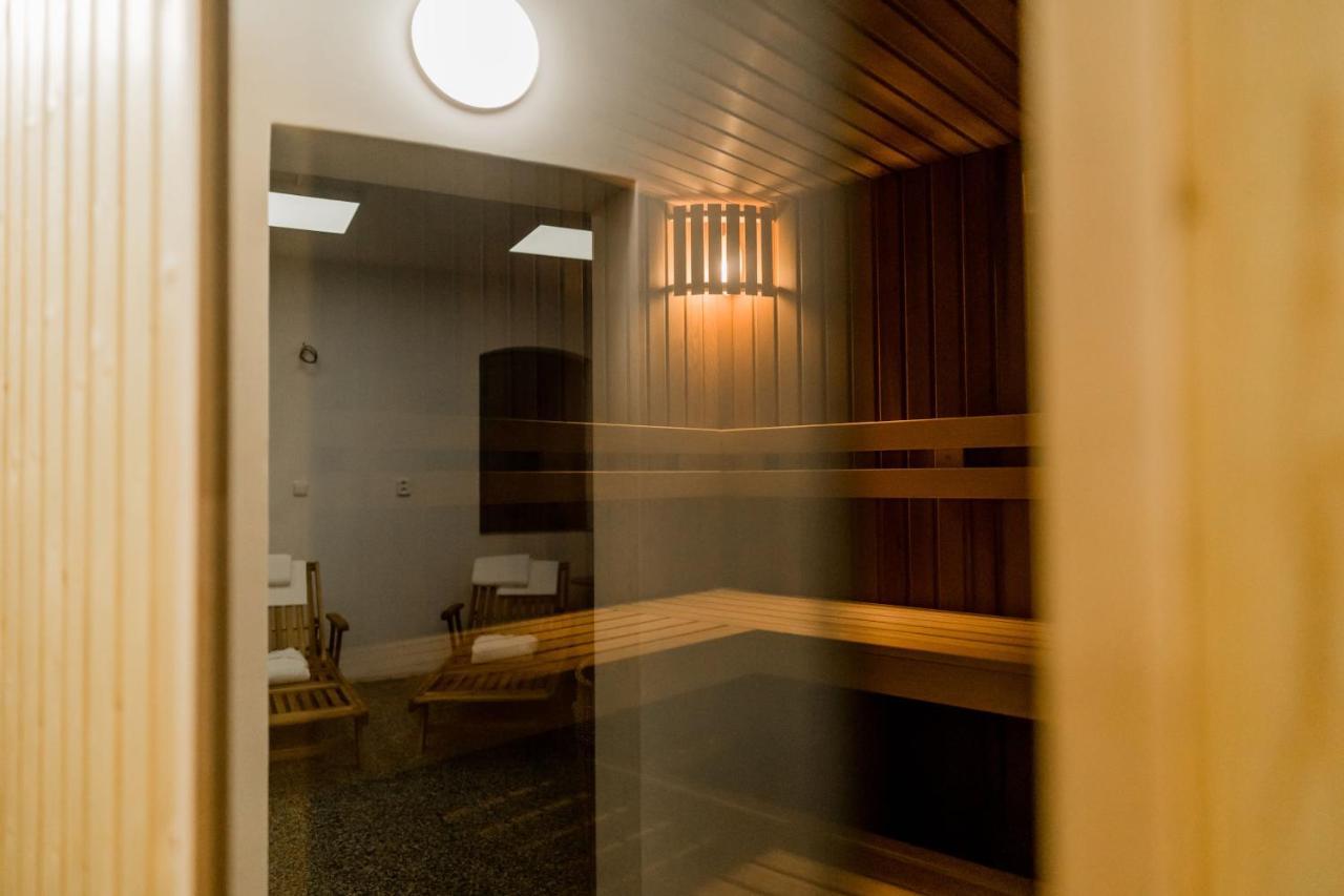 Na Kopecku Ad 1795 - Penzion S Restauraci A Wellness V Podkrkonosi Dvůr Králové nad Labem エクステリア 写真