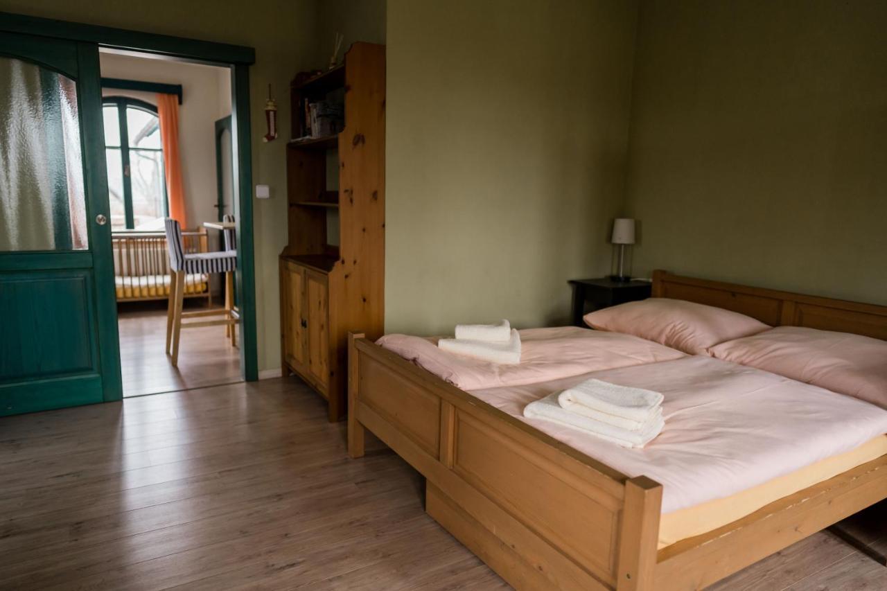 Na Kopecku Ad 1795 - Penzion S Restauraci A Wellness V Podkrkonosi Dvůr Králové nad Labem エクステリア 写真